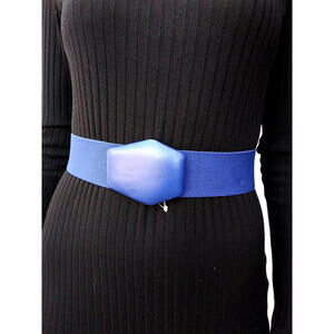 Cobalt Blue Belt 80s Cinch Elastic Waist 26" S soft pleather buckle PEGGY BUNDY